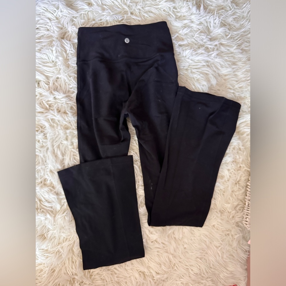 lululemon Groove Super High-Rise Flared Leggings